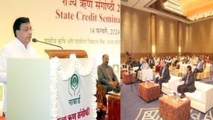 MP: 2.84 करोड़ के ऋण की नाबार्ड ने जताई संभावना, डिप्टी सीएम ने कहा- विकास कार्यों को मिलेगी गति