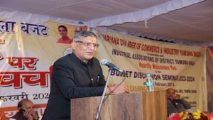 Haryana News: हरियाणा सरकार लाएगी टेक्स फ्री बजट, किसान, गरीब महिलाओं और युवाओं को होगा लाभ