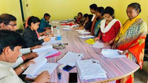 महतारी वंदन योजना:  अगर नहीं किया आवेदन तो कुछ घंटे शेष, जल्दी करें, जानिए कब बंद होगी विंडो  