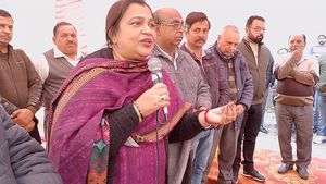 पंजाब: आप नेता ने 56 लाख की लागत से सड़कों का किया उद्घाटन, अन्य समस्याओं के समाधान का दिया आश्वासन  