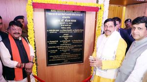 इंदौर में नवनिर्मित भवन का CM मोहन यादव ने किया शुभारंभ, कहा- नगर निगम भी ला सकेगा अपनी योजनाएं