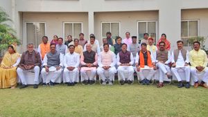 MP News: मंत्रिपरिषद के सुशासन प्रशिक्षण कार्यशाला में शामिल हुए CM मोहन यादव, कई लोग रहे मौजूद 