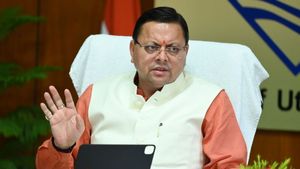 उत्‍तराखंड की लोक सभा क्षेत्रों की 439 किलोमीटर सड़कों के नवीनीकरण, सीएम ने दिया गया फंड 