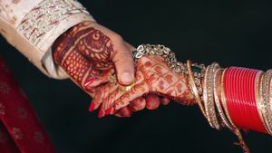 Gold Demand: भारत में क्यों बढ़ जाती है सोने की डिमांड, जानें क्या हैं इसके प्रमुख कारण 