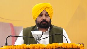 OPINION: 'पंजाब में टोल प्लाजा की लूट बर्दाश्त नहीं', सीएम भगवंत मान ने लटका दिए ताले