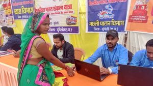   छत्तीसगढ़ की 36 लाख से अधिक महिलाओं को धुएं से मिली मुक्ति, उज्जवला योजना के तहत मिला मुफ्त गैस कनेक्शन