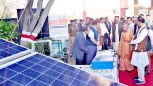 योगी सरकार का मिर्जापुर के 28920 किसानों को तोहफा, 133 करोड़ का बिजली बिल माफ 