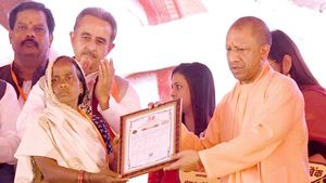 गोंडा को मिली 1700 करोड़ की परियोजनाओं की सौगात