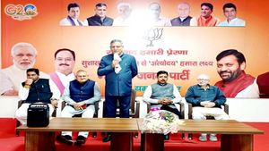 Haryana News: शिक्षा मंत्री कंवरपाल ने लेदी में सामुदायिक भवन का किया उद्घाटन, ग्रामीणों को दी 25 लाख की सौगात