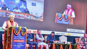 हरियाणा: तीर्थ यात्रियों को अयोध्या दर्शन कराएगी खट्टर सरकार, कल सुबह फरीदाबाद से निकलेगी बस