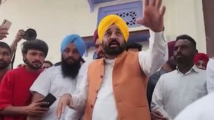 OPINION: मान सरकार के इस कदम से शिक्षक खुश, मिलेगी सैलरी, 102 करोड़ रुपये जारी