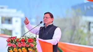 Uttarakhand: सीएम धामी ने दी देहरादून को बड़ी सौगात, 226 करोड़ की विकास योजनाओं का किया लोकार्पण     