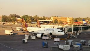 Vistara Airlines के पायलटों को वेतन न मिलने से एयरलाइन्स कंपनी के सामने आई कई बड़ी चुनौतियाँ  