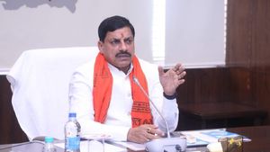 OPINION: मोहन सरकार की मेहनत रंग लाई, विक्रम व्यापार मेले में वाहन खरीद का रिकॉर्ड बना 