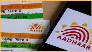 UIDAI ने Aadhaar अपडेट की समयसीमा बढ़ाई, जून तक चेंज कर सकते हैं ये सभी जानकारी