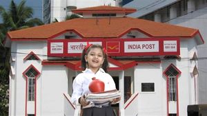 Bal Jeevan Bima Yojana: बच्चों के नाम हर दिन ₹6 जमा करें, मिलेगा लाख का फायदा, समझें कैसे