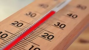 Weather Update : इन शहरों में पड़ रही है भीषण गर्मी, साल 1901 के बाद सबसे गर्म हुआ अप्रैल
