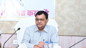 CG: रायपुर, कोरबा और कुनकुरी में शुरू होंगे मॉडल श्रम अन्न केन्द्र, श्रम मंत्री  लखनलाल ने दी जानकारी 