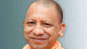 घर खरीदने का सपना अब होगा पूरा,  यूपी में जल्‍द 20 से 25 फीसदी सस्‍ते होंगे फ्लैट-प्‍लॉट 