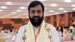 हरियाणा के मुख्यमंत्री ने लिया अहम फैसला, ओबीसी क्रीमी लेयर की आय सीमा बढ़ाकर 8 लाख रुपए की गई 