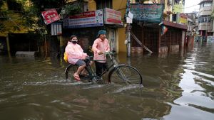 UP, बिहार, दिल्ली समेत इन राज्यों में जारी रहेगा प्रचंड गर्मी का कहर, मौसम विभाग ने जारी किया अलर्ट