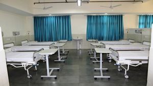 Monkeypox news: दिल्ली सरकार मंकीपॉक्स को लेकर तैयारी में जुटी , AIIMS ने जारी किया SOP