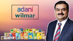 Adani Wilmer Share Price: अडानी ग्रुप के शेयर में तूफानी तेजी, लगा 10% का अपर सर्किट, जानें क्या है वजह
