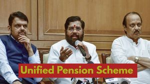 विधानसभा चुनाव से पहले महाराष्ट्र सरकार बड़ा फैसला! UPS को किया लागू, बना पहला राज्य, जानें बड़ी बातें  