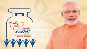 खुशखबरी! रक्षा बंधन से पहले LPG गैस हुआ सस्ता, केवल 500 में मिलेगा पूरा सिलेंडर, करोड़ों ग्राहकों को फायदा 