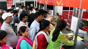 Post Office Scheme: 100 रु में इस पोस्ट ऑफिस स्कीम में खोलें अकाउंट, 10 साल बाद मिलेंगे 8 लाख, ऐसे करें निवेश