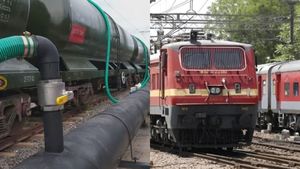 Indian Railway Water Supply: रेलवे ने ट्रेनों के लिए शुरु की Water level मॉनिटरिंग सिस्टम, ये है इसकी खासियत