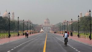 Delhi NCR Weather: दिल्ली-एनसीआर में आज कैसा रहेगा मौसम का मिजाज? आया अपडेट 