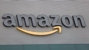 Amazon की ब्लैक फ्राइडे सेल पहली बार होने जा रही है शुरू, इन चीजों में मिलेगा बम्पर डिस्काउंट, देखें डिटेल