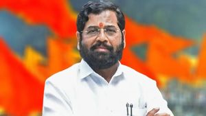 Eknath Shinde Net Worth: एकनाथ शिंदे की कहानी, ऑटो ड्राइवर से सीएम बनने का सफर, इतनी संपत्ति के हैं मालिक