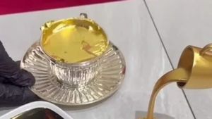 1 Lakh Rs Gold Tea: क्या आपने 1,00,000 रु की चाय पी है? दुबई में मिलती है गोल्ड टी, जानें क्या है इसमें खास? 