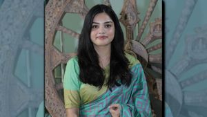 Success Story: बिहार की इस बेटी ने UPSC किया क्रैक, ऐसे बनीं IAS अफसर, जानें सक्सेस स्टोरी 