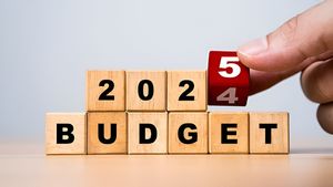 Budget 2025: बजट 2025 में मिल सकती है खुशखबरी! इन सेक्टर्स में बढ़ सकती हैं नौकरियां