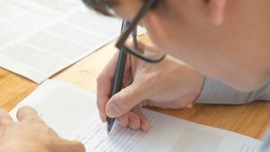 CBSE Board Exam 2025: सीबीएसई ने जारी की नोटिस, 14 फरवरी तक अपलोड करें 12वीं के इंटरनल परीक्षाओं के अंक