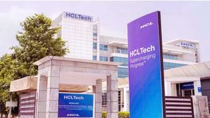 HCL Tech का शेयर करीब 9% टूटा, Q3 नतीजों का है असर! अब शेयरहोल्डर्स क्या करें?