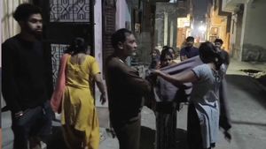 Earthquake in Delhi: सुबह-सुबह दिल्ली में लगे भूकंप के झटके, दिल्लीवासियों में दहशत! PM मोदी ने कहा- सतर्क रहे