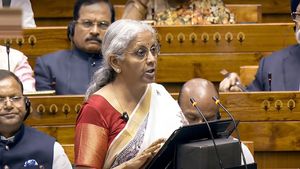 Aam Budget 2025: बजट 2025 में निर्मला सीतारमण ने किए कई ऐलान, जानें सभी लेटेस्ट अपडेट्स