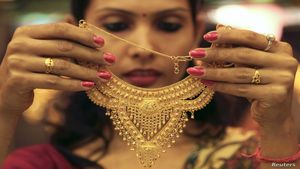 Aaj Sone Ka Rate: आज धड़ाम से गिरा सोने का भाव! 22K लखनऊ से कानपुर तक हुआ इतना सस्ता, करें चेक