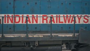 Indian Railway Rules Change: रेलवे ने बदल दिया ये नियम, 1 मार्च से वेटिंग लिस्ट पैसेंजर्स के लिए हुआ लागू