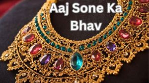 Gold Rate Today: आज देशभर में 24 कैरेट और 22 कैरेट सोने का भाव हुआ इतना, चांदी का ये है रेट, करें चेक