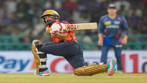 Prabhsimran Singh Salary: पंजाब के प्रभसिमरन सिंह की धुंआधार बल्लेबाजी से जीत हुई आसान, जानें कितनी है सैलरी?