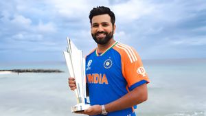 Rohit Sharma Net Worth: कप्तान रोहित शर्मा का आज है बर्थडे, जानें कितनी संपति के मालिक हैं 'हिटमैन'