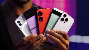 Android यूजर्स सावधान! पुराने वर्जन वाले फोन में बड़ा खतरा, तुरंत करें अपडेट वरना चोरी हो सकता है डेटा