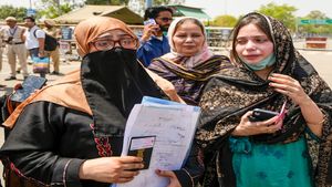 Visas of Pakistani Nationals: भारत नहीं छोड़ा तो पाकिस्तानियों पर होगा एक्शन, देना पड़ेगा ₹3 लाख जुर्माना