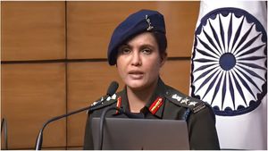 Sofia Qureshi: कौन हैं लेफ्टिनेंट कर्नल सोफिया कुरैशी? सुप्रीम कोर्ट भी कर चुका है इनकी तारीफ