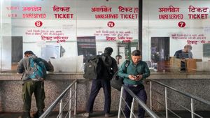 IRCTC Aadhaar Link Process: 1 जुलाई से बदल जाएगा नियम, जानें कैसे आईआरसीटीसी ऐप से लिंक होगा आधार